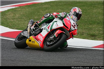 superbike_biaggi_11_imola_2010.JPG