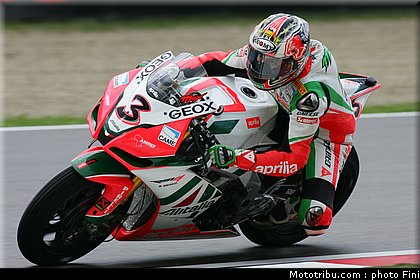 superbike_biaggi_17_imola_2010.JPG