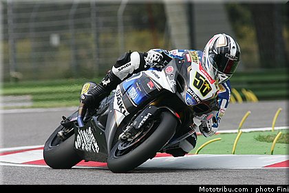 superbike_guintoli_8_imola_2010.JPG