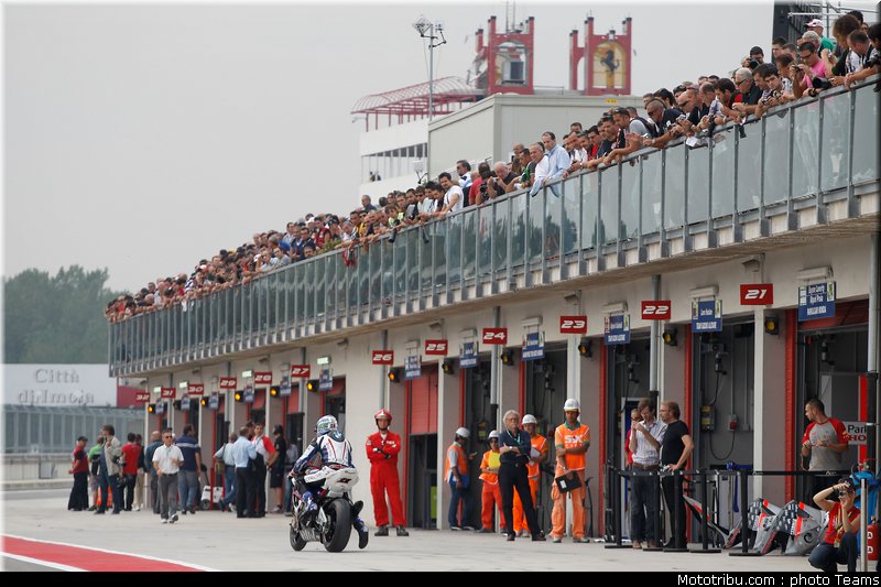 superbike_corser_01_imola_2010