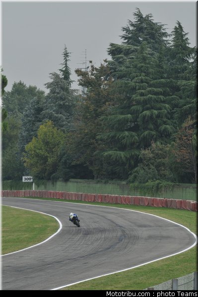 superbike_crutchlow_05_imola_2010