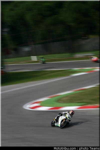 superbike_rea_07_imola_2010