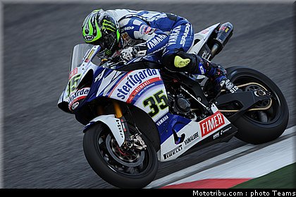 superbike_crutchlow_09_imola_2010.jpg