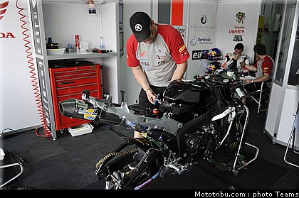 supersport_laverty_11_imola_2010.jpg