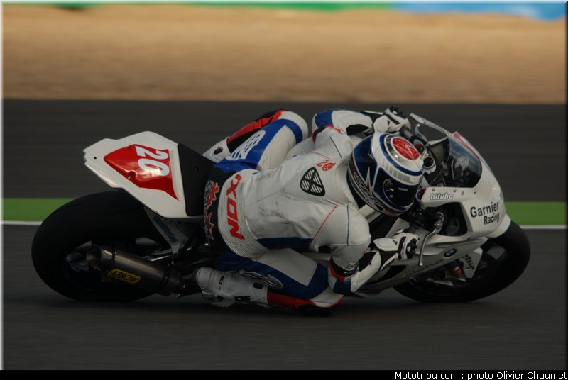 1000stk_barrier_2_france_2010