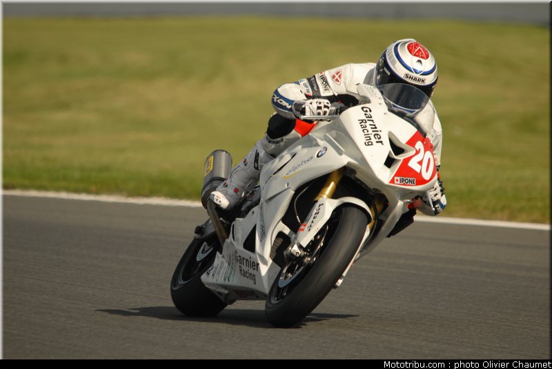 1000stk_barrier_3_france_2010