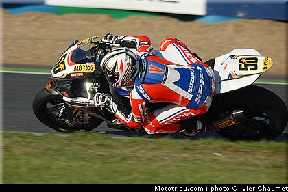 sbk_guintoli_2_france_2010.JPG