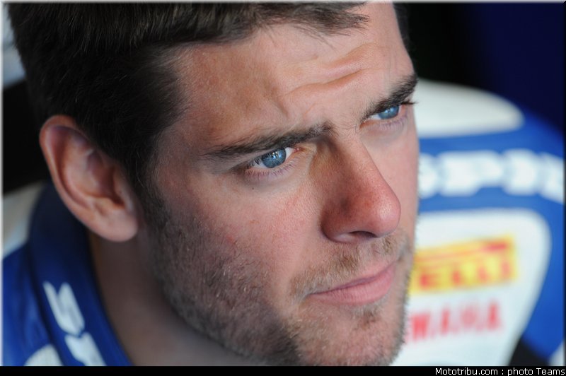 sbk_crutchlow_04_france_2010
