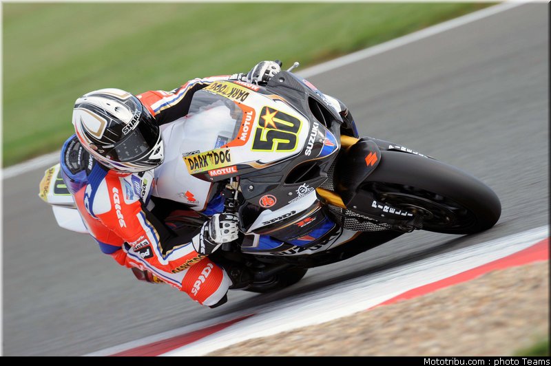 sbk_guintoli_07_france_2010
