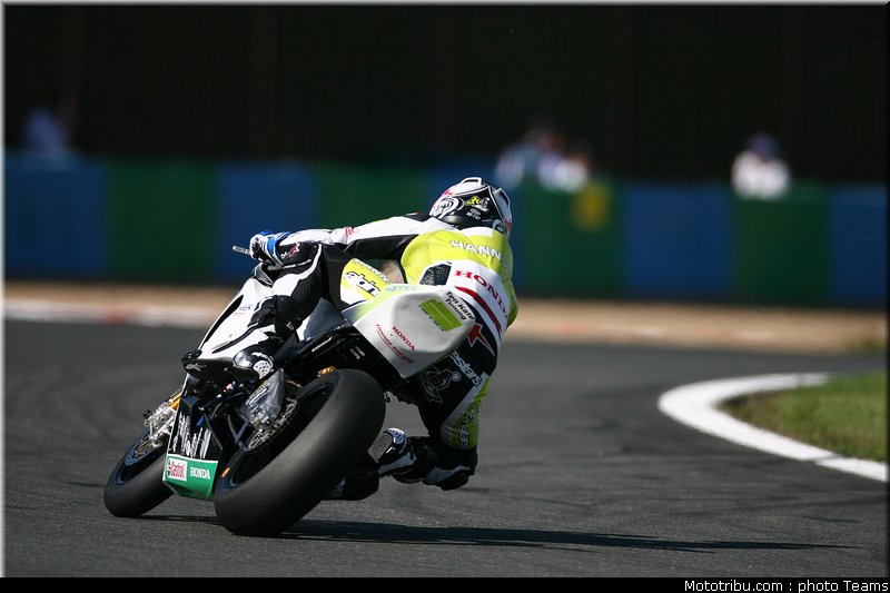 sbk_rea_01_france_2010