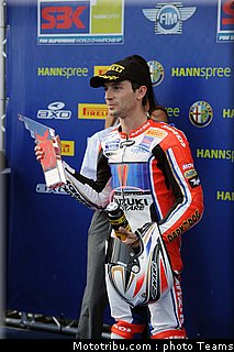 sbk_guintoli_09_france_2010.JPG