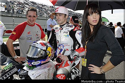 sbk_pitbabe_3_france_2010.jpg
