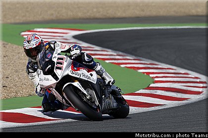 sbk_xaus_05_france_2010.jpg