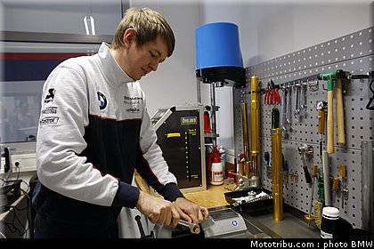 bmw_sbk_team_2010_044.jpg