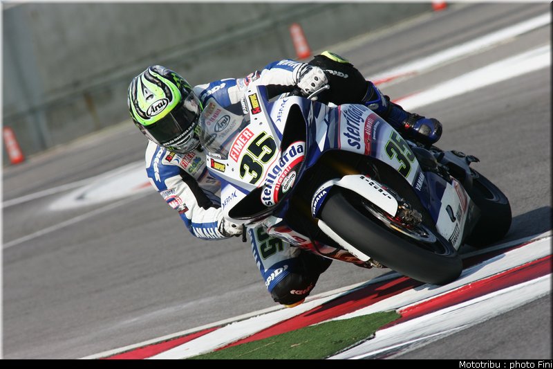 sbk_crutchlow_2_test_imola_2010