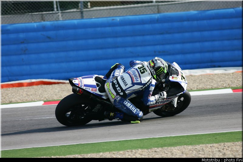 sbk_crutchlow_3_test_imola_2010
