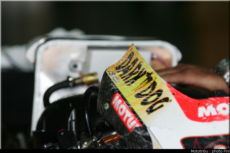 sbk_guintoli_3_test_imola_2010
