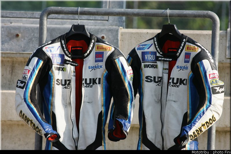 sbk_guintoli_5_test_imola_2010
