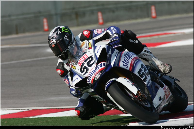 sbk_toseland_4_test_imola_2010