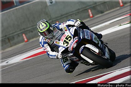 sbk_crutchlow_8_test_imola_2010.JPG