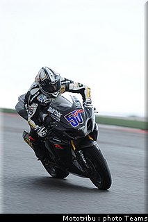 guintoli_4_sbk_test_portimao_janvier_2010_016.jpg