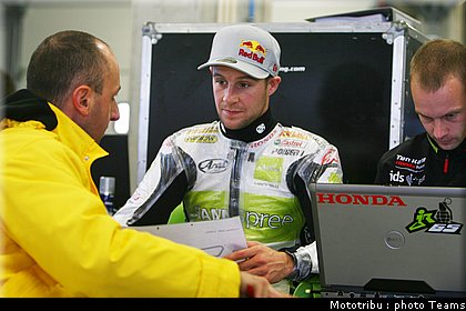 rea_2_sbk_test_portimao_janvier_2010_035.jpg