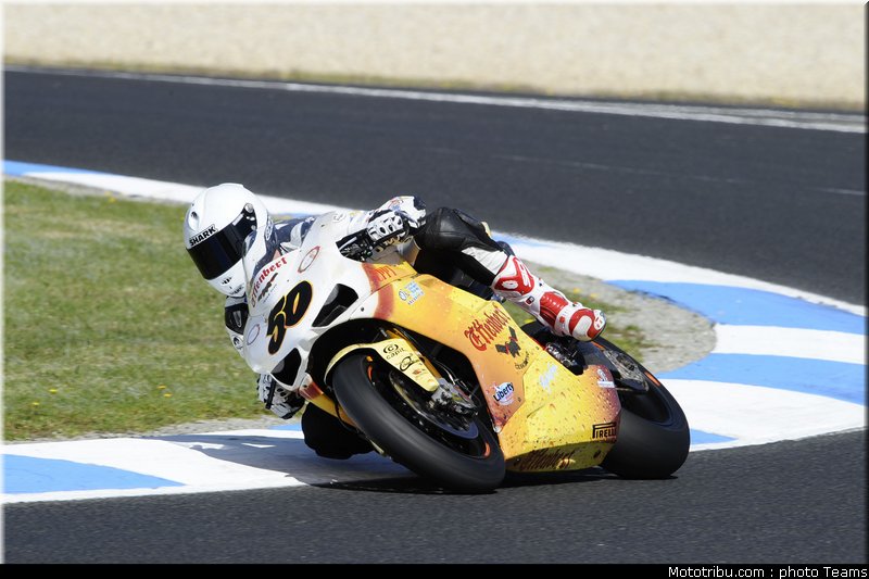 australie_2011_sbk_guintoli_1