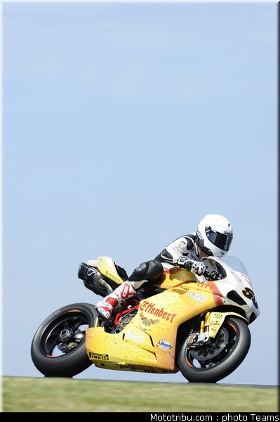 australie_2011_sbk_guintoli_4