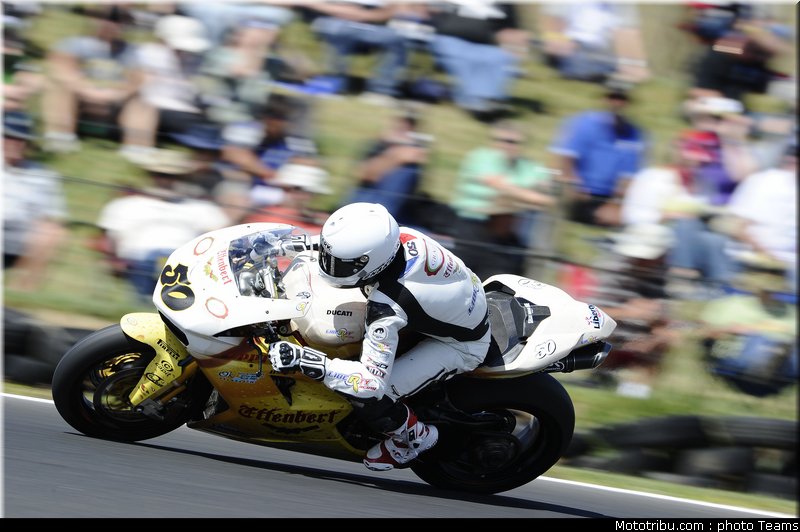 australie_2011_sbk_guintoli_6
