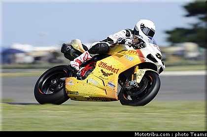australie_2011_sbk_guintoli_2.jpg
