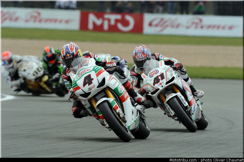 sbk_001_angleterre_donington_2011