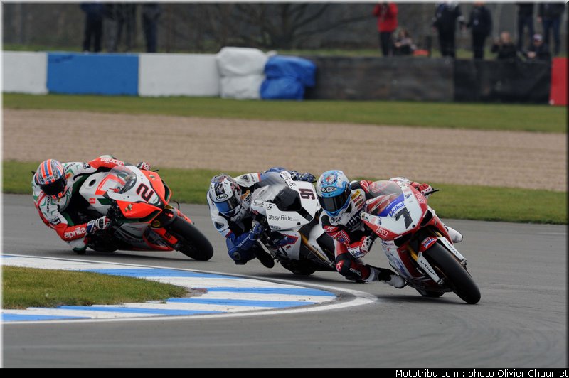 sbk_004_angleterre_donington_2011