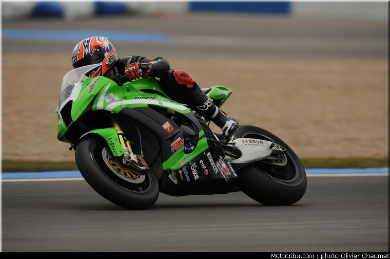 sbk_aitchinson_1_angleterre_donington_2011