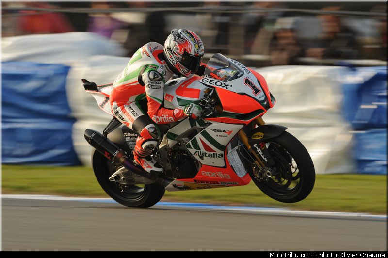 sbk_biaggi_05_angleterre_donington_2011