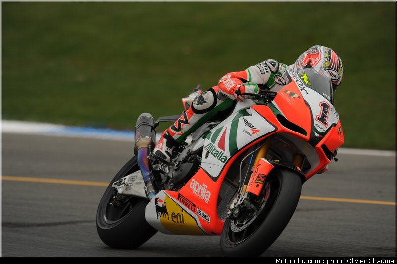 sbk_biaggi_08_angleterre_donington_2011