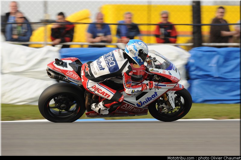 sbk_checa_04_angleterre_donington_2011