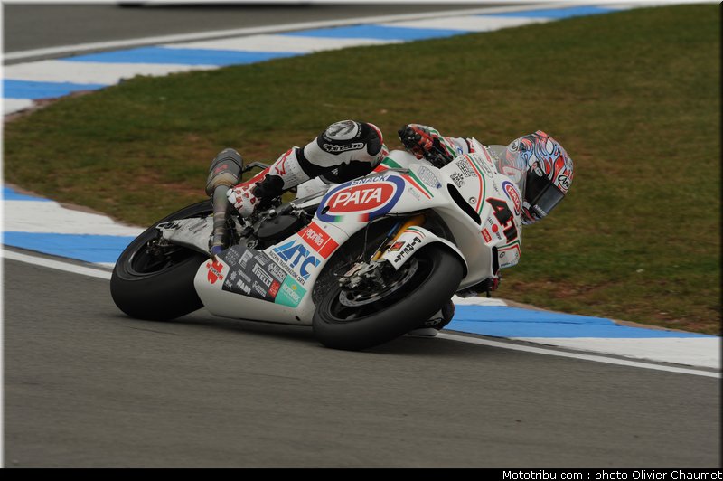 sbk_haga_09_angleterre_donington_2011