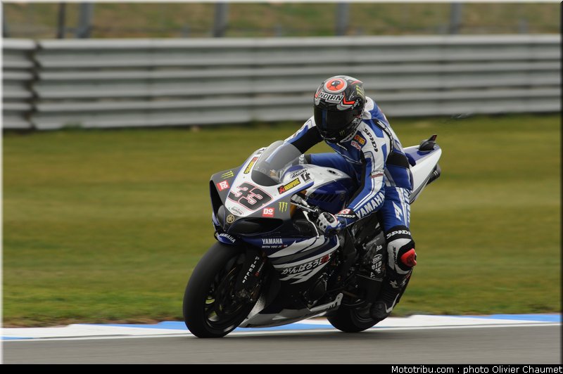 sbk_melandri_08_angleterre_donington_2011