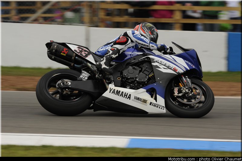 sbk_melandri_09_angleterre_donington_2011