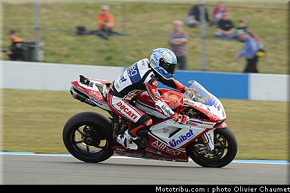 sbk_checa_05_angleterre_donington_2011.jpg