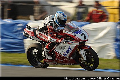 sbk_checa_06_angleterre_donington_2011.jpg