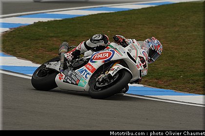 sbk_haga_09_angleterre_donington_2011.jpg