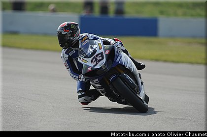 sbk_melandri_01_angleterre_donington_2011.jpg