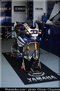 sbk_melandri_06_angleterre_donington_2011.jpg