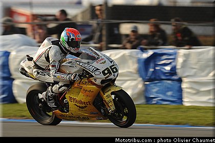 sbk_smrz_1_angleterre_donington_2011.jpg