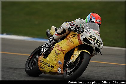 sbk_smrz_3_angleterre_donington_2011.jpg