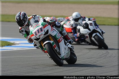 sbk_xaus_2_angleterre_donington_2011.jpg