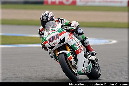 sbk_xaus_6_angleterre_donington_2011.jpg