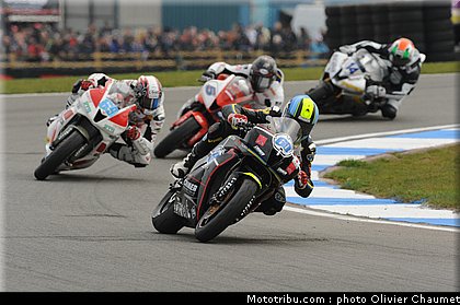 supersport_009_angleterre_donington_2011.jpg