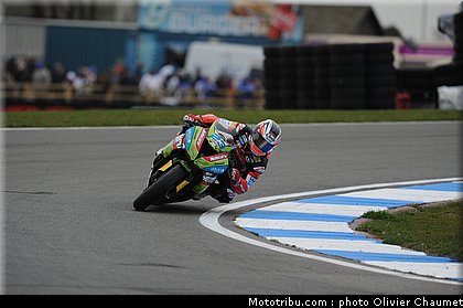supersport_parkes_3_angleterre_donington_2011.jpg